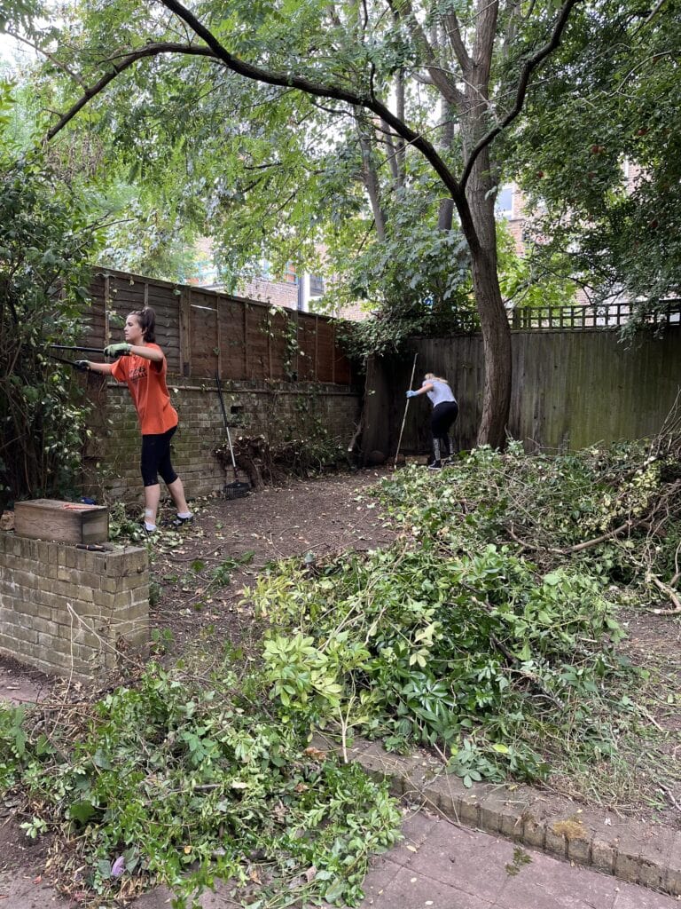 Gardening for St Mungo's